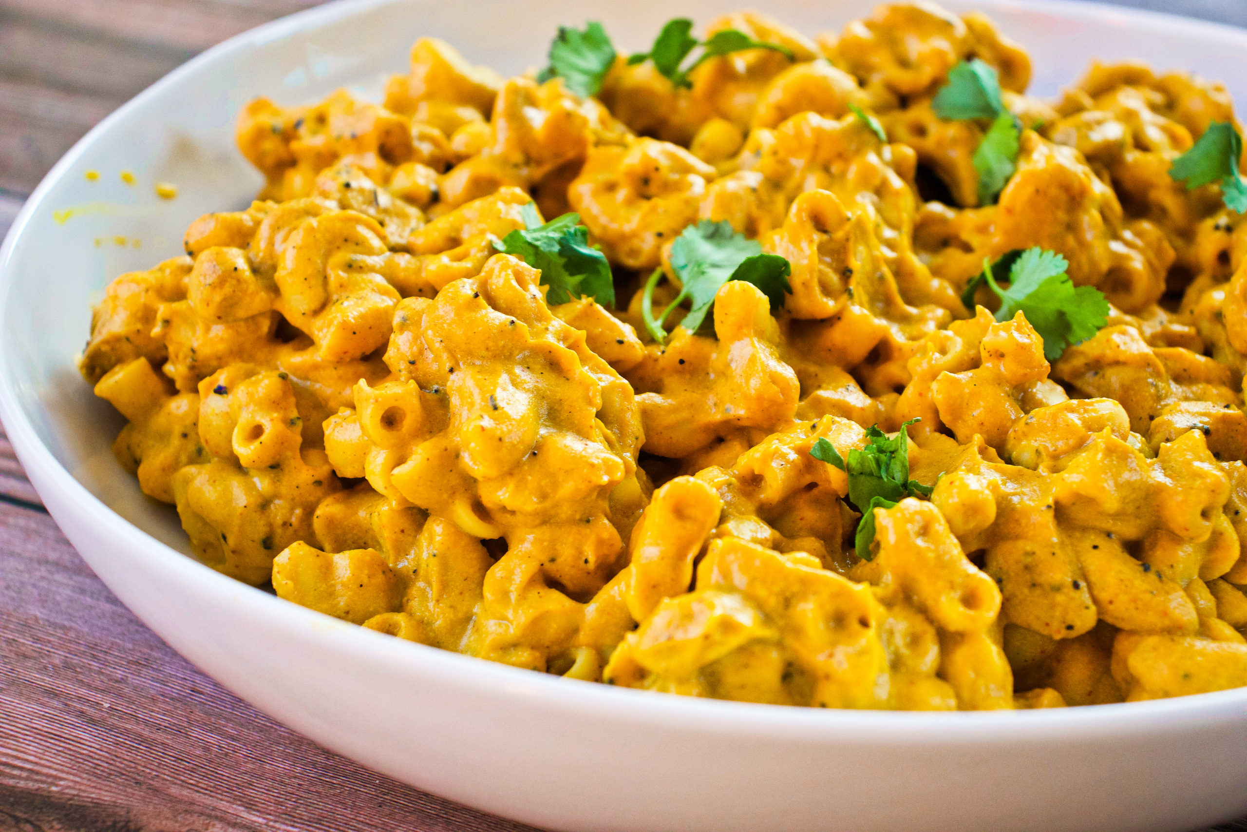 VEGAN Masala Mac & Cheese 15 MINUTES The Balanced Blend